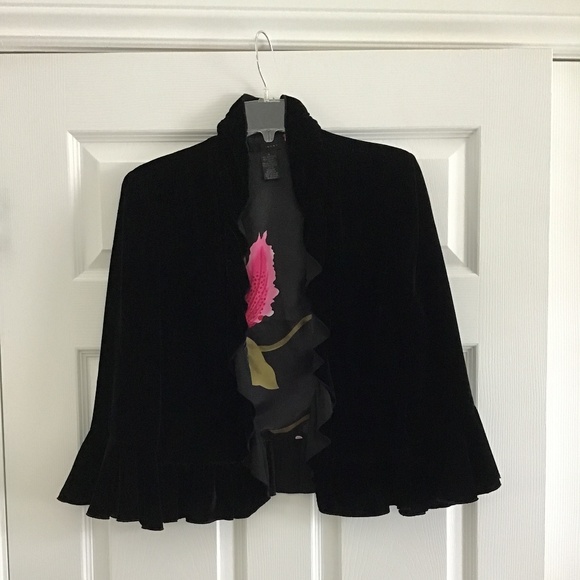 WD.NY Black silk/velvet lined 3/4 length sleeve jacket - Picture 2 of 8
